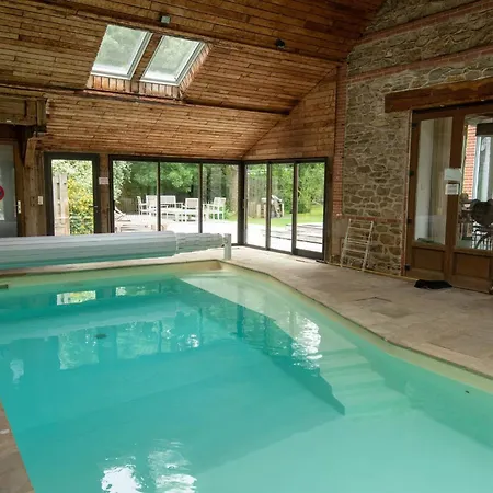 Manoir+piscine Chauffee : We Dimanche Inclus 펜션 Donges