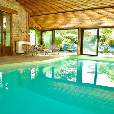 بيت للعطل Manoir+piscine Chauffee : We Dimanche Inclus Donges