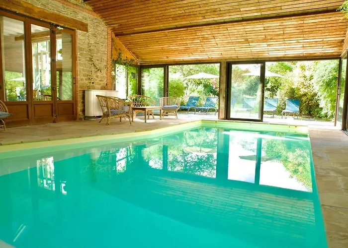 Ferienhaus Manoir+piscine Chauffee : We Dimanche Inclus Donges