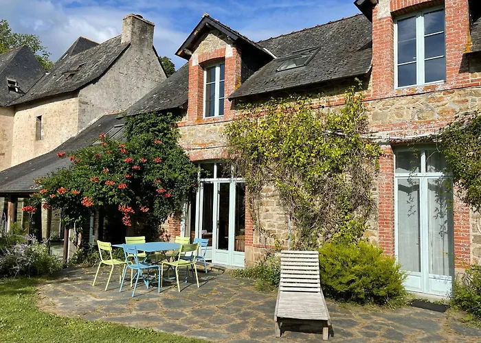 Ferienhaus Manoir+piscine Chauffee : We Dimanche Inclus Donges